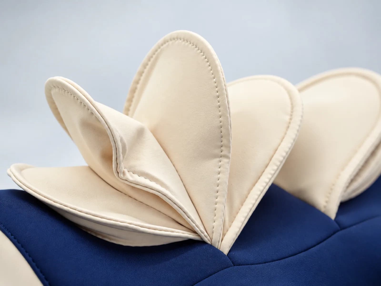 Close-up of the JMZ-807P layered neck-contact pads
