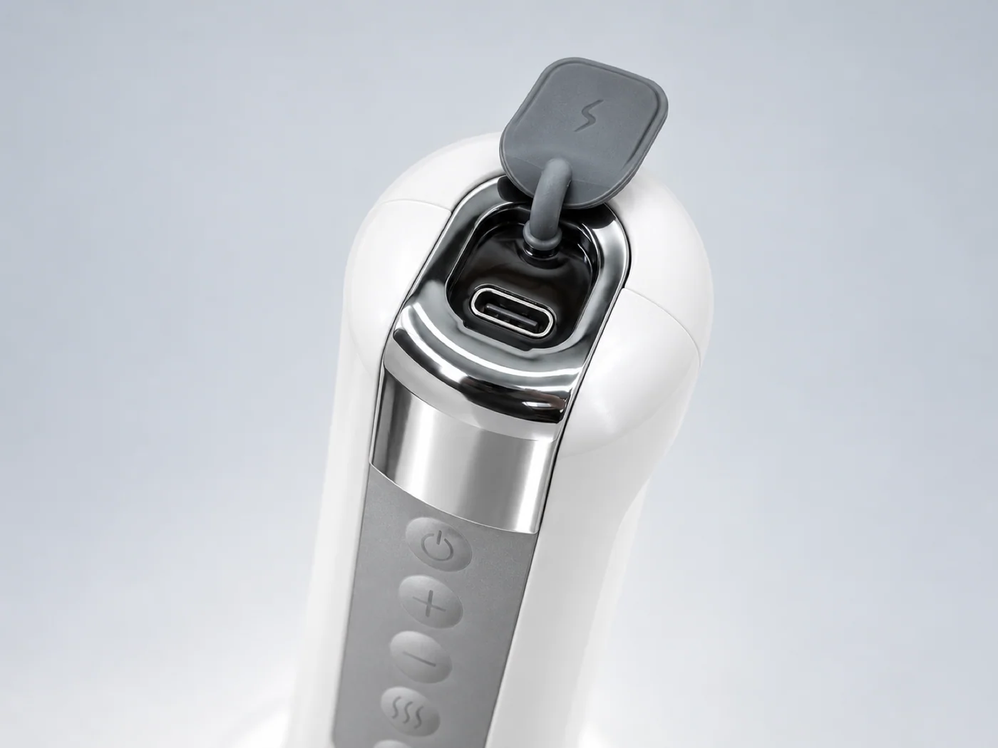 JMZ-903 USB-C charging port detail